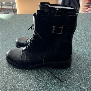 NIB Women’s Vince Camuto Taryn boots